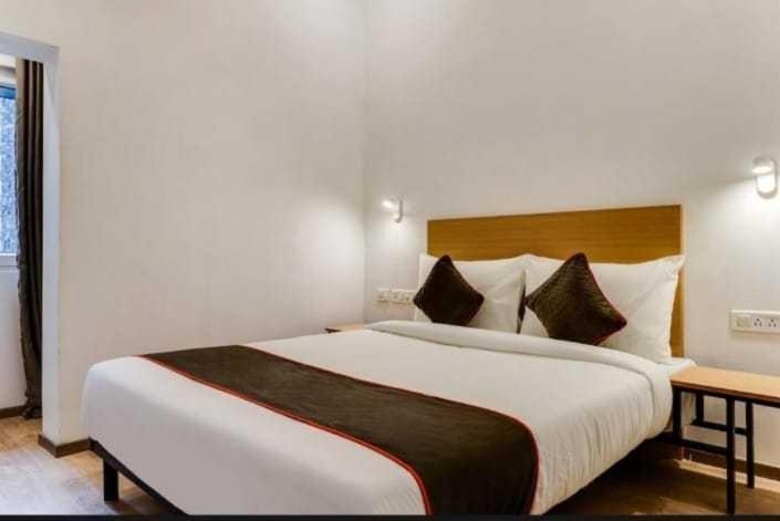 Oyo Shree Balaji Tower Hotell Bhopal Exteriör bild